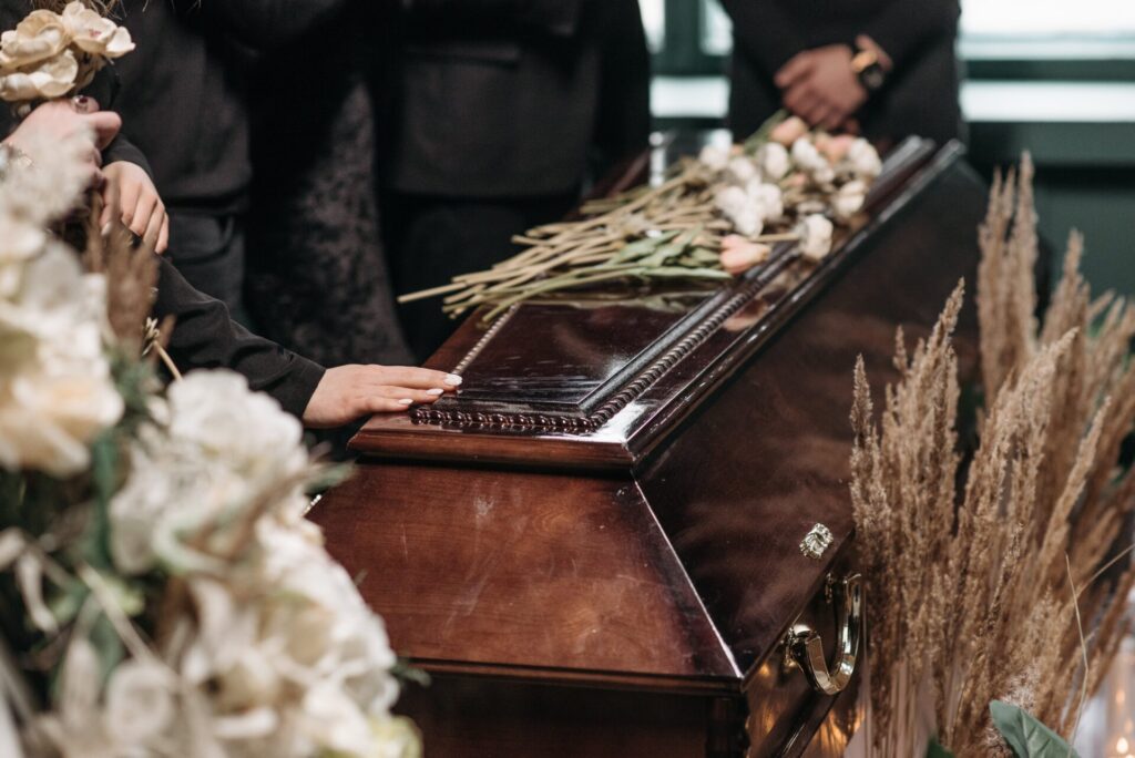 Apertura de testamento y gestión de herencias