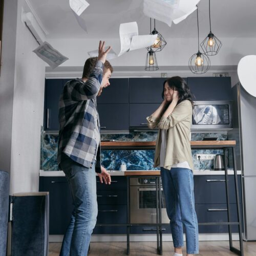 Malos tratos fisicos contrata un abogado Alou Vanesa